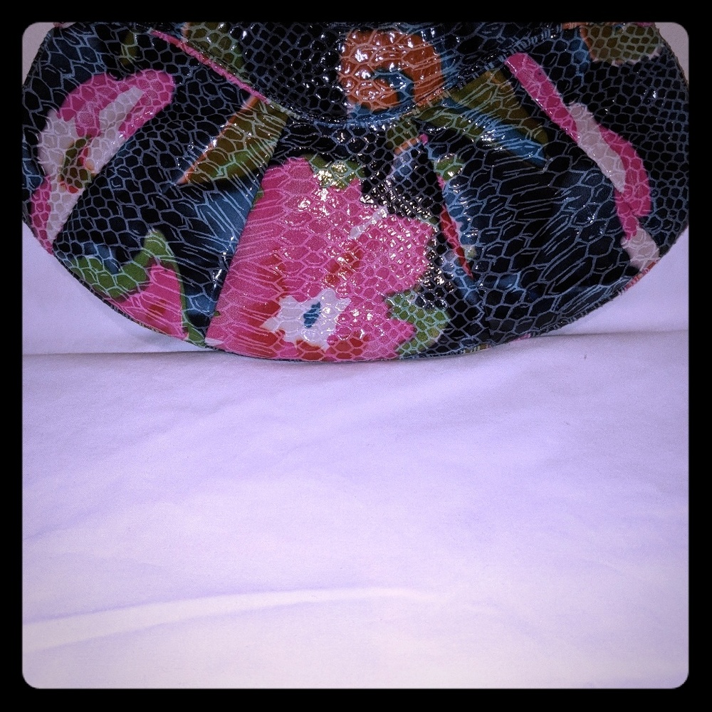 Hobo Goldy Tropical Garden Purse/Clutch